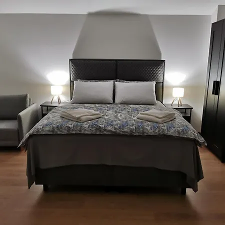 Apartment Good Night